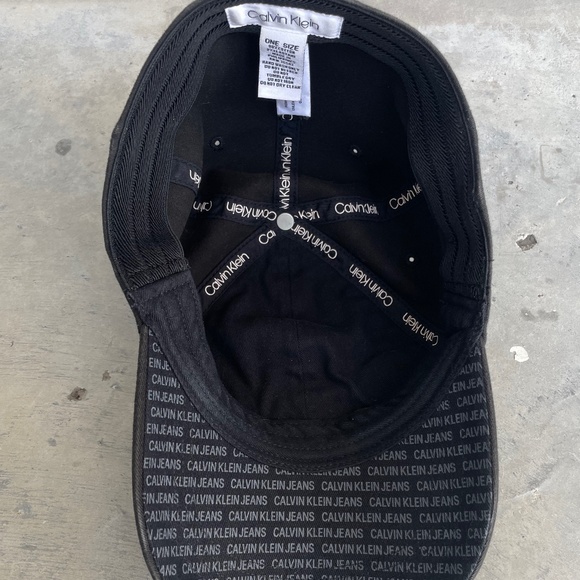 CK HAT FITTED - Picture 2 of 2